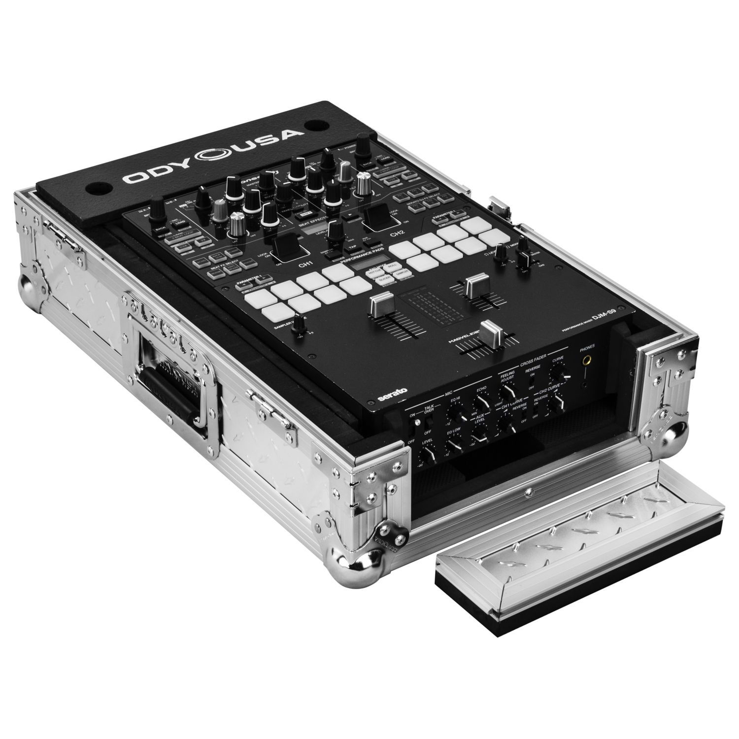 Universal 10-inch Format Extra Deep Silver Diamond Plated DJ Mixer Case - Image 3
