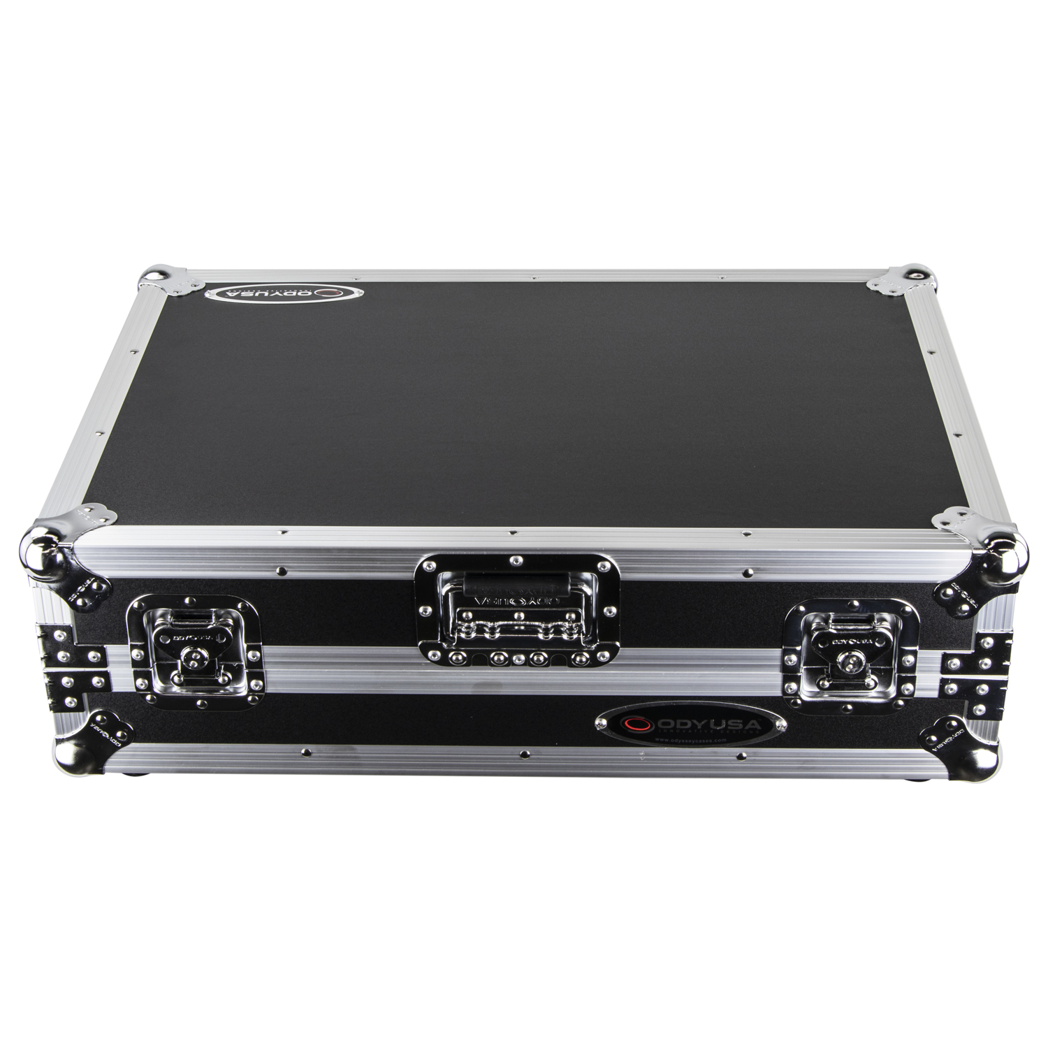 Pioneer DDJ-800 / XDJ-RR Flight Case with Bottom 1U Rack Space and Glide Platform - Image 9